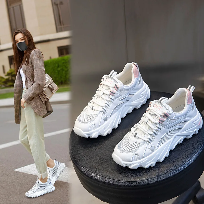 Women's Shoes
Women's Shoes