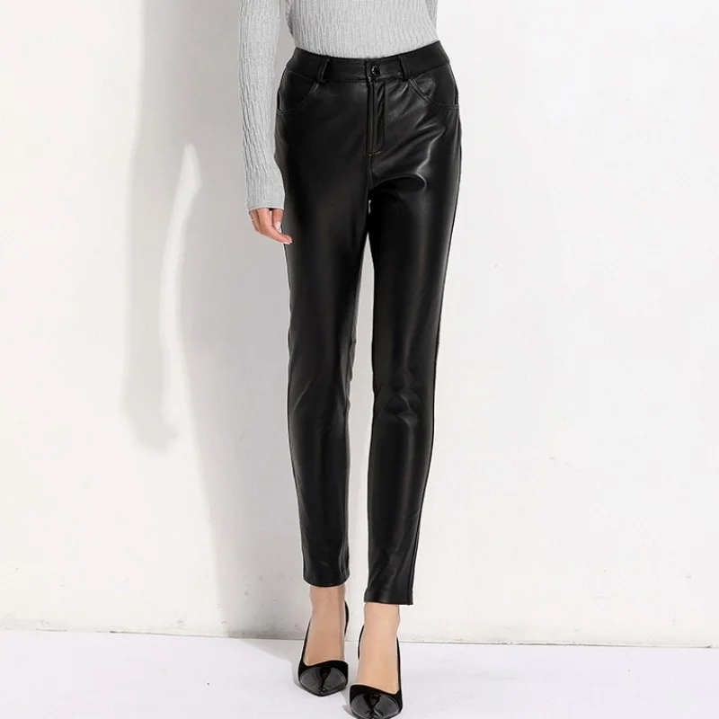 Женские брюки-карандаш из натуральной кожи, с высокой талией
Женские брюки-карандаш из натуральной кожи, с высокой талией
