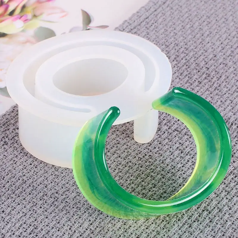 2Pcs Open Cuff Silicone Mold Jewelry Making Wide Bracelet Bangle jewelry Tools H37C
2Pcs Open Cuff Silicone Mold Jewelry Making Wide Bracelet Bangle jewelry Tools H37C