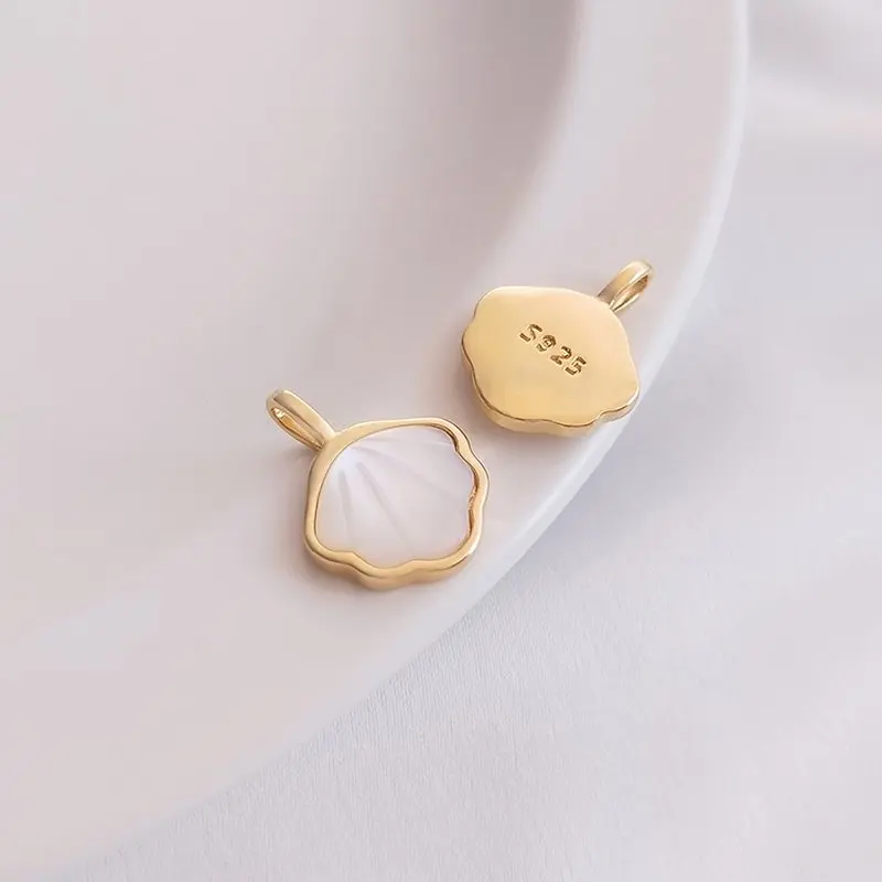 2PCS Pendant for Jewelry Making Natural Shell Pendant 14k Gold Plated Charms for Jewelry Making DIY Brass Accessories
2PCS Pendant for Jewelry Making Natural Shell Pendant 14k Gold Plated Charms for Jewelry Making DIY Brass Accessories