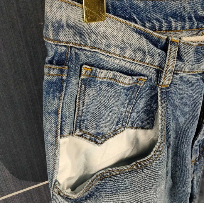 111002 Spring Summer New Fashion Pocket Stitching Design Pants Classic Brand Luxury High Waist Straight Leg Jeans Women M6
111002 Spring Summer New Fashion Pocket Stitching Design Pants Classic Brand Luxury High Waist Straight Leg Jeans Women M6