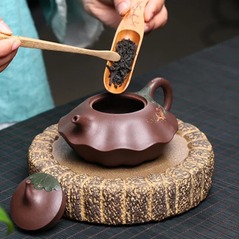 Tetera Teteras Chinese Ceramic Teapot Yixing Zisha Clay Gongfu Tea Set Porcelain 330ml High Quality New Arrived With Gift Box
Tetera Teteras Chinese Ceramic Teapot Yixing Zisha Clay Gongfu Tea Set Porcelain 330ml High Quality New Arrived With Gift Box