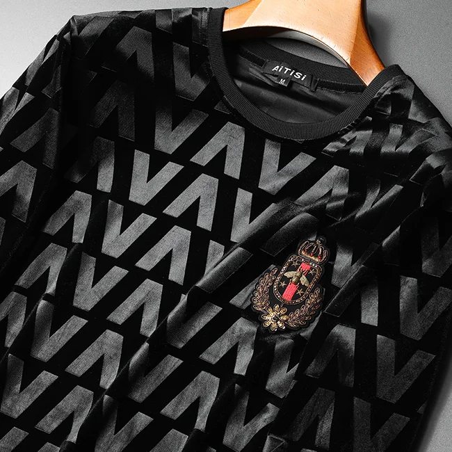 2021 Brand Autumn Long Sleeve T-shirt for Men O-neck Plaid Print T Shirts Velvet Breathable Tops Tees Streetwear Male Clothing
2021 Brand Autumn Long Sleeve T-shirt for Men O-neck Plaid Print T Shirts Velvet Breathable Tops Tees Streetwear Male Clothing