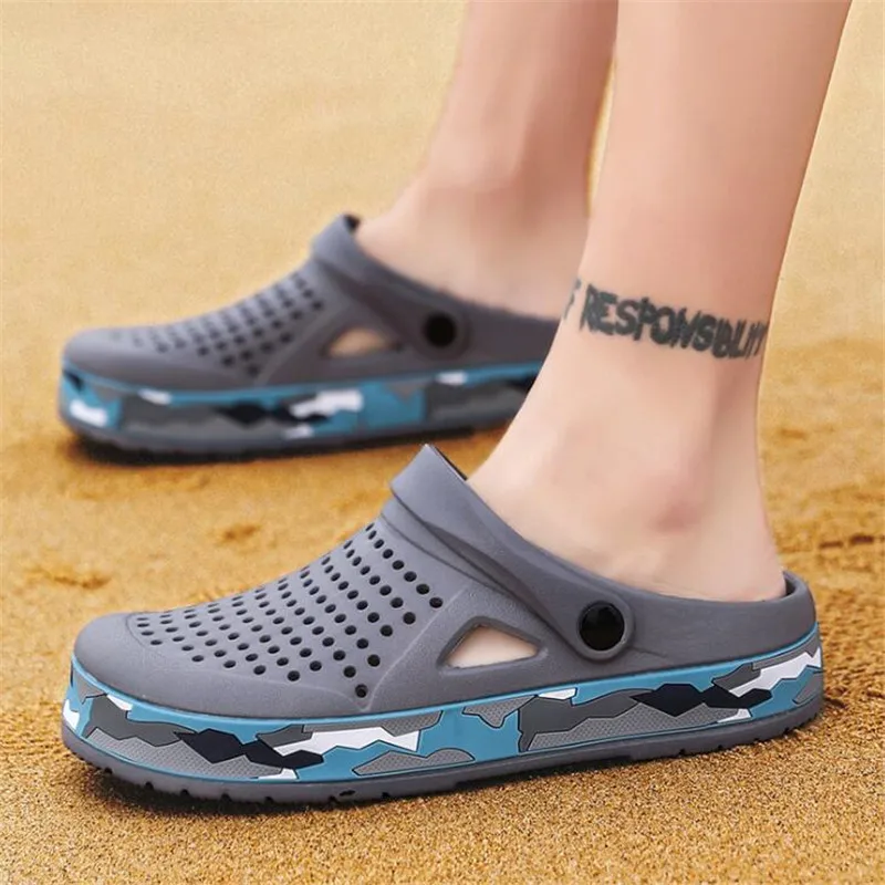 Large size men's sandals 2021 summer new beach shoes fashion transparent slippers men casual platform comfortable mens shoes 
Large size men's sandals 2021 summer new beach shoes fashion transparent slippers men casual platform comfortable mens shoes
