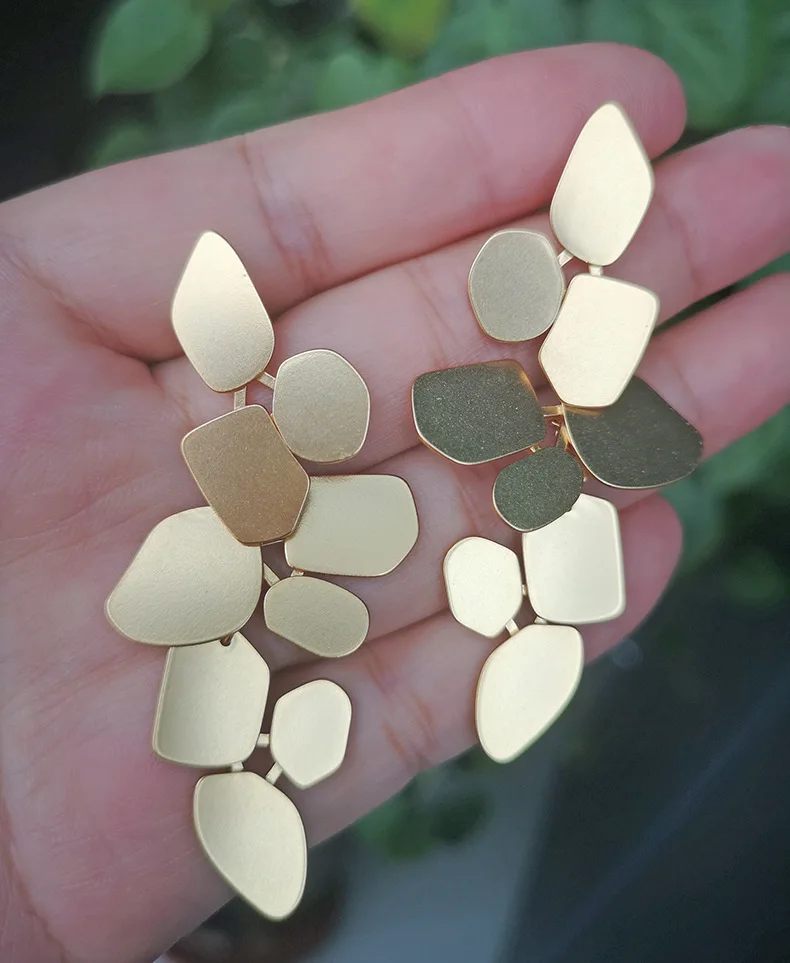 ins European Fashion Designer Geometric Earrings Women Gold Earrings for Wedding Party Celibrity Anniverary
ins European Fashion Designer Geometric Earrings Women Gold Earrings for Wedding Party Celibrity Anniverary
