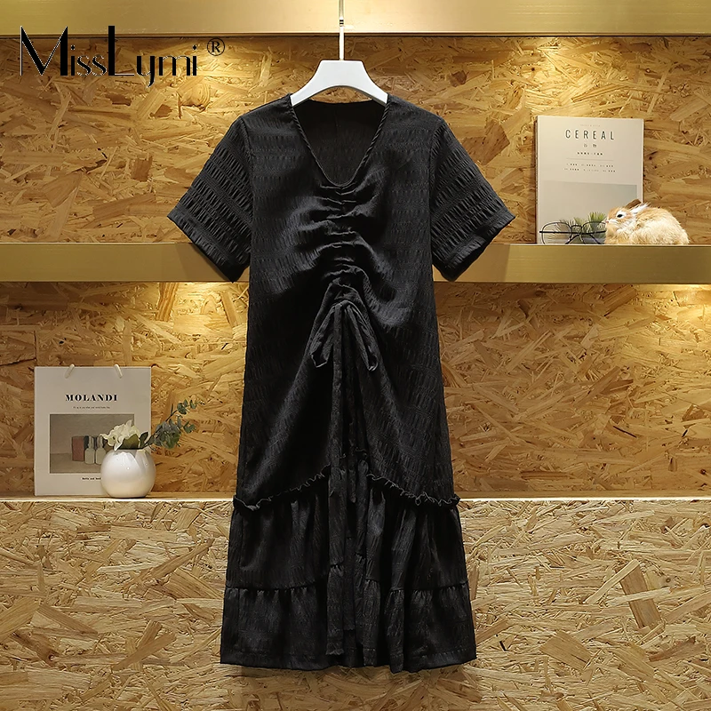 M-4XL Plus Size Women Black Ruffle Dress Summer 2021 Fashion Drawstring V-neck Short Sleeve Loose Casual Ladies Folds Midi Dress
M-4XL Plus Size Women Black Ruffle Dress Summer 2021 Fashion Drawstring V-neck Short Sleeve Loose Casual Ladies Folds Midi Dress