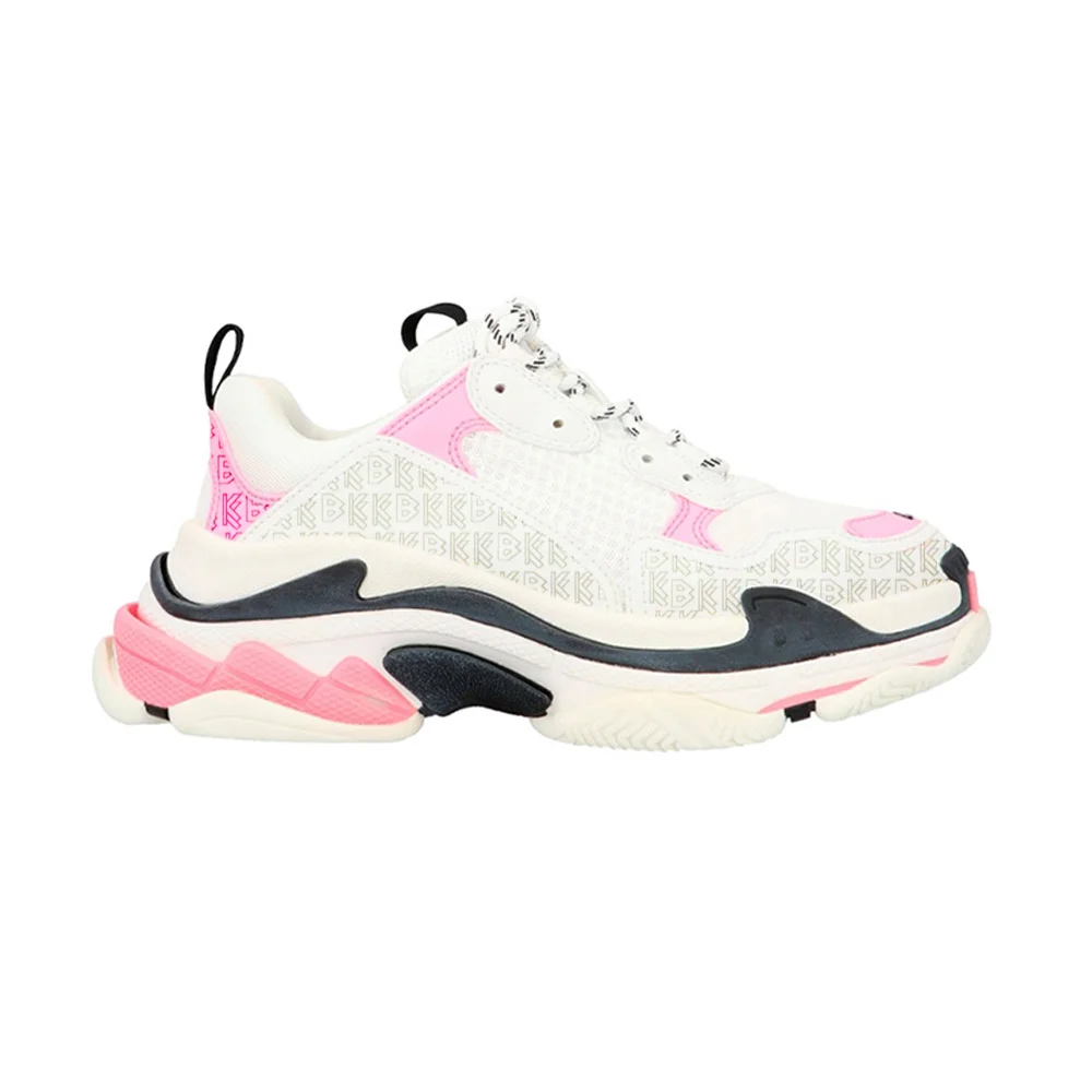 Кроссовки WFMD BLCG Triple S # wfmd24Q
Кроссовки WFMD BLCG Triple S # wfmd24Q