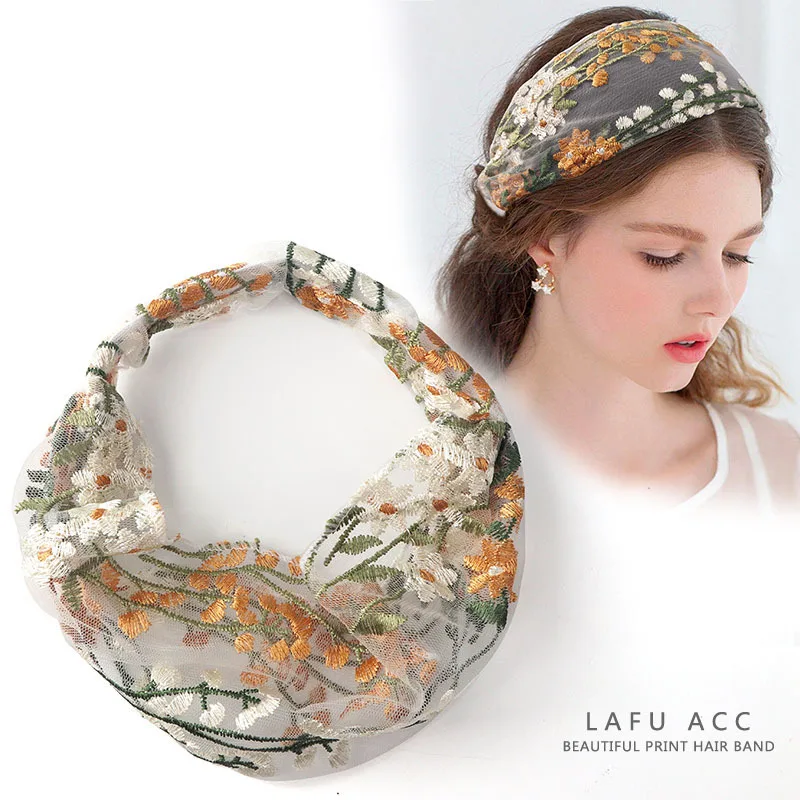 Summer Thin Embroidered Women's Headscarf Wide-sided Fashion Lace Headgear Headband Headband Headband Hair Band Female Trend
Summer Thin Embroidered Women's Headscarf Wide-sided Fashion Lace Headgear Headband Headband Headband Hair Band Female Trend