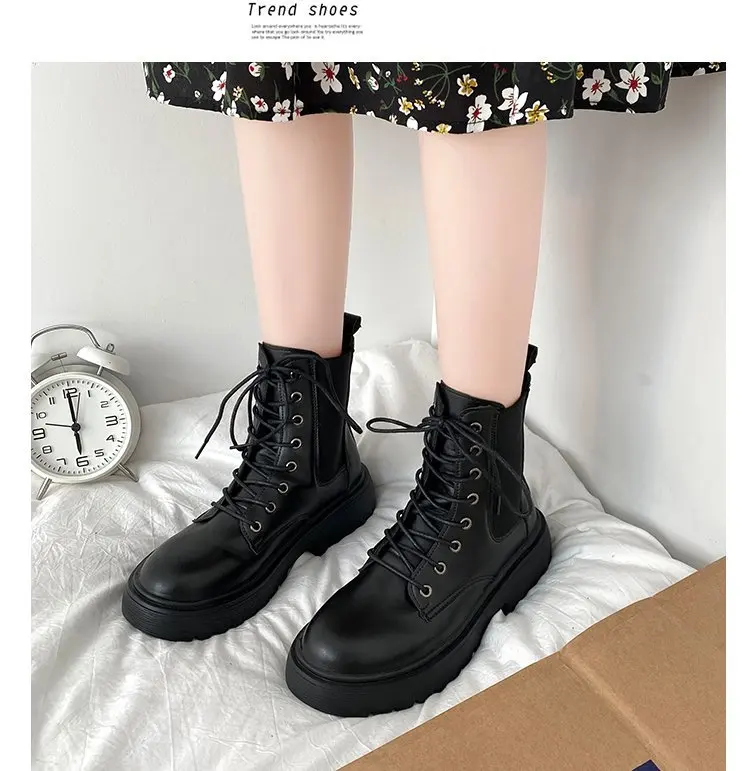 Women Boots Leather Round Toe Lace Up Ankle Boots for Women Winter Short Boots Platform Warm Casual Shoes Chelsea Boots
Women Boots Leather Round Toe Lace Up Ankle Boots for Women Winter Short Boots Platform Warm Casual Shoes Chelsea Boots