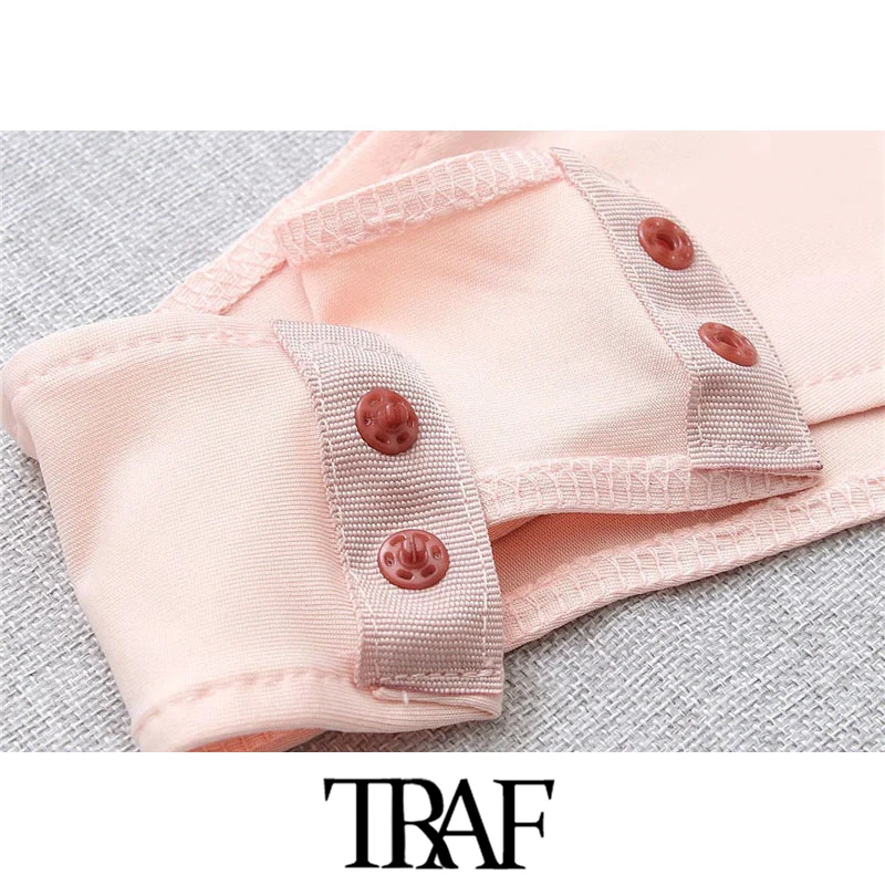 TRAF Women Sexy Fashion Hollow Out Skinny Bodysuits Vintage Sleeveless Button-up Female Playsuits Chic Tops
TRAF Women Sexy Fashion Hollow Out Skinny Bodysuits Vintage Sleeveless Button-up Female Playsuits Chic Tops