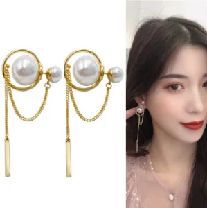 2022 new fashion report pearl Tassel Earrings classic Korean women jewelry trend party Earrings sexy dress up student Earrings
2022 new fashion report pearl Tassel Earrings classic Korean women jewelry trend party Earrings sexy dress up student Earrings