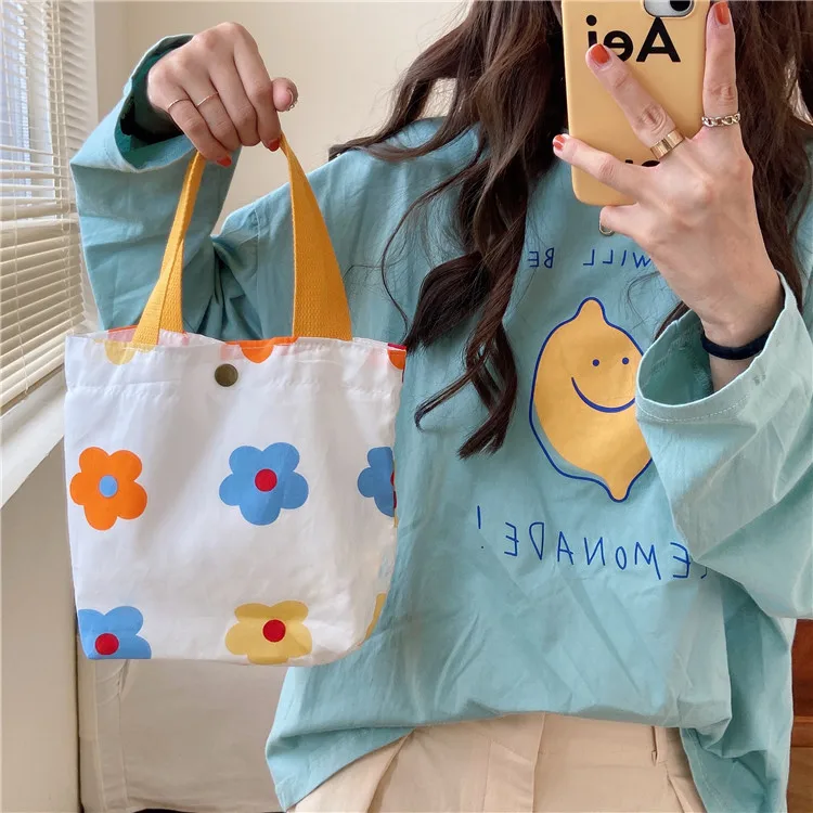 Cotton Women Mini Clutch Purse Handbags Student Girls Lunch Bag Fashion Female Mummy Shopping Bags Portable Small Casual Tote
Cotton Women Mini Clutch Purse Handbags Student Girls Lunch Bag Fashion Female Mummy Shopping Bags Portable Small Casual Tote