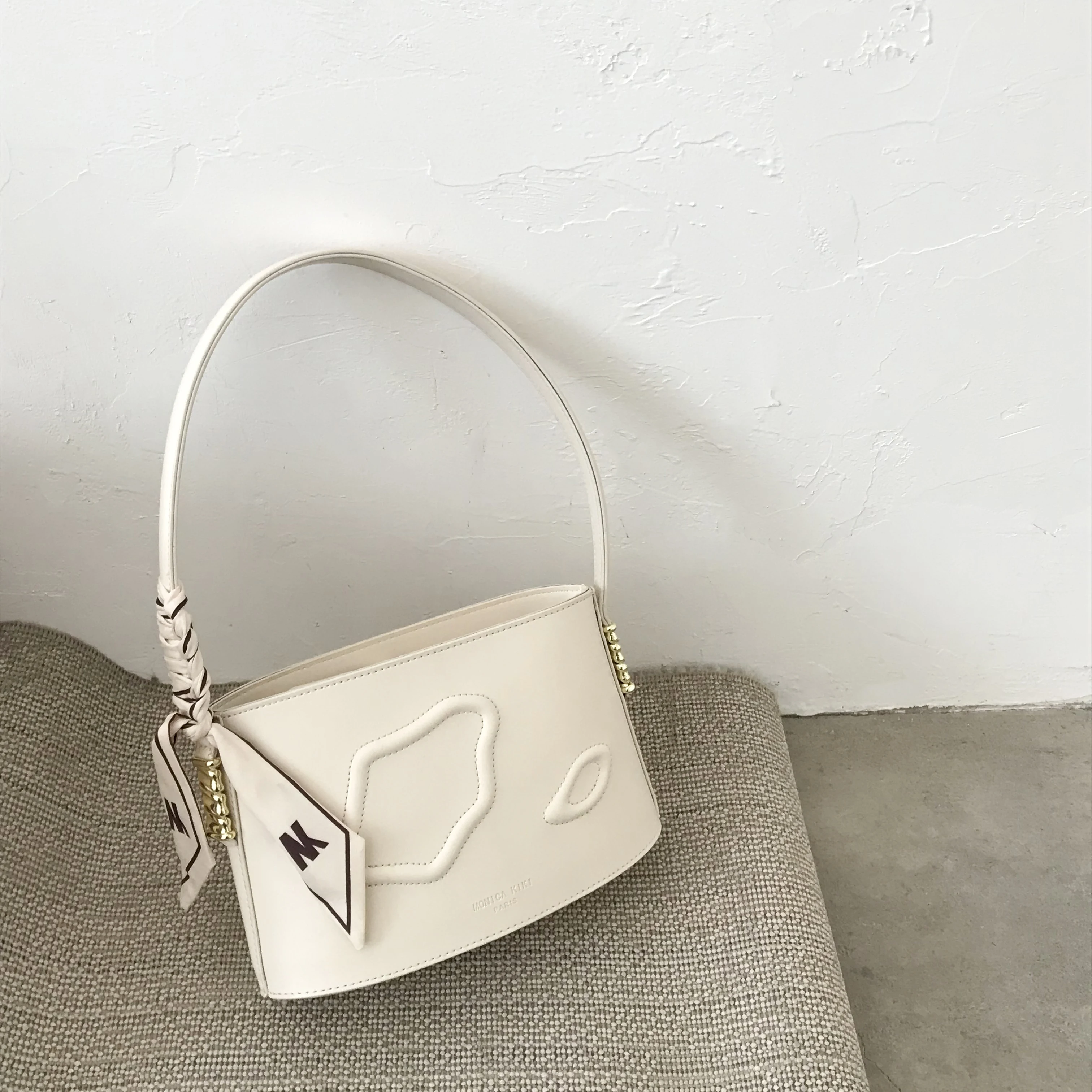 New Fashion Soft Leather Bucket bag Classic Brand Luxury Women's bag Elegant Ladies Crossbody Shoulder Bags Messenge bag
New Fashion Soft Leather Bucket bag Classic Brand Luxury Women's bag Elegant Ladies Crossbody Shoulder Bags Messenge bag