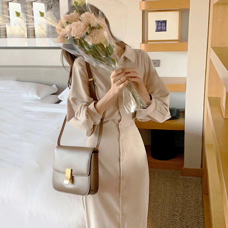 Dress women's spring 2021 new French high-end sense of black waist slimming commuting temperament slim shirt long skirt
Dress women's spring 2021 new French high-end sense of black waist slimming commuting temperament slim shirt long skirt