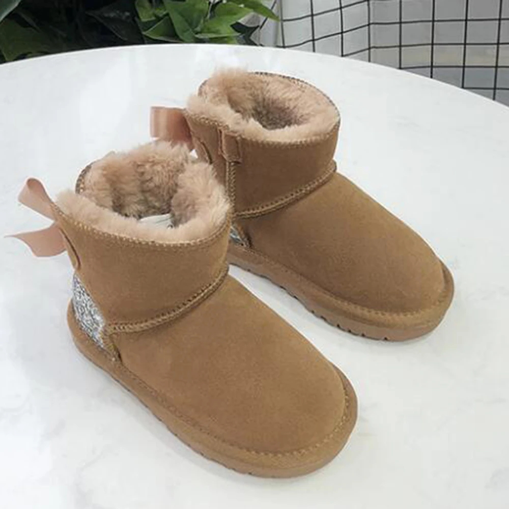 New Winter children's snow boots baby shoes for girls 2020 fashion bowknot Casual warm cotton boots non-slip child shoes kl913
New Winter children's snow boots baby shoes for girls 2020 fashion bowknot Casual warm cotton boots non-slip child shoes kl913