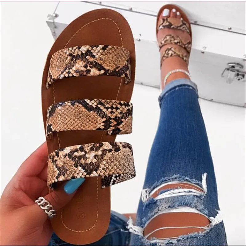 Designer women fashion wild beach shoes Snake totem three-layer non-slip outdoor slippers sandals flat bottom ladies | Обувь