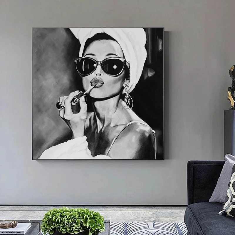 Audrey Hepburn Make Up Black and White Canvas Painting Posters And Prints Wall Art Picture For Living Room Bedroom Home Decor 
Audrey Hepburn Make Up Black and White Canvas Painting Posters And Prints Wall Art Picture For Living Room Bedroom Home Decor