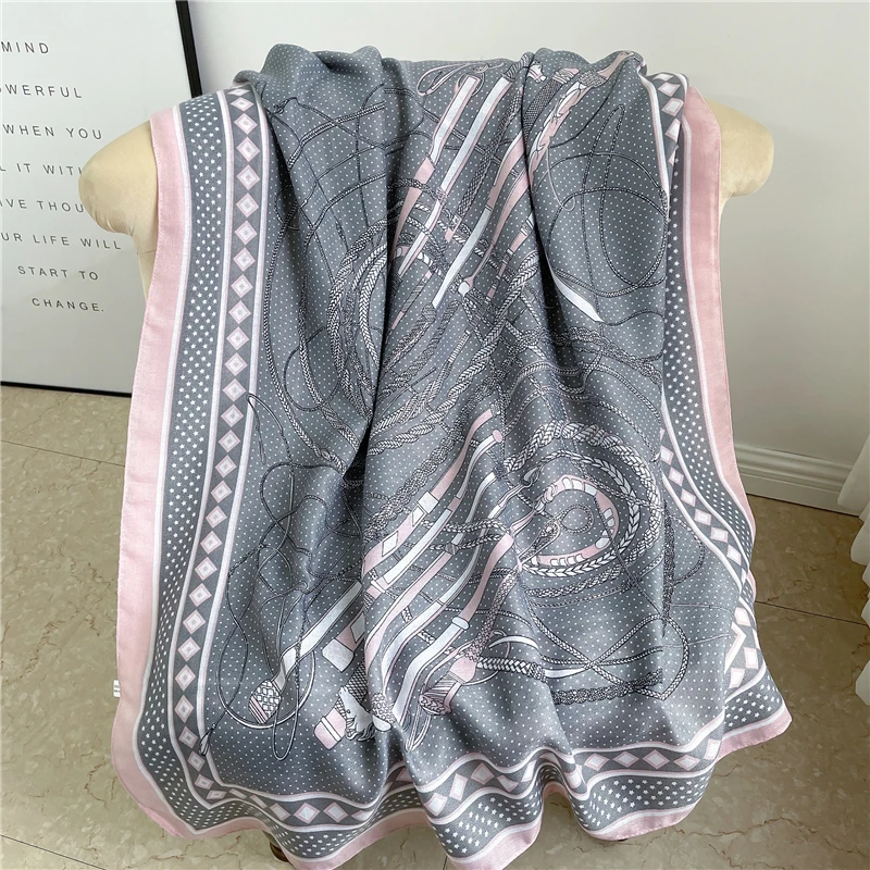 Retro Print Women Scarf Cotton Winter Luxury Headscarf Foulard Pashmina Shawl Warp Bandana Female Beach Stoles Hijab 2022 New
Retro Print Women Scarf Cotton Winter Luxury Headscarf Foulard Pashmina Shawl Warp Bandana Female Beach Stoles Hijab 2022 New
