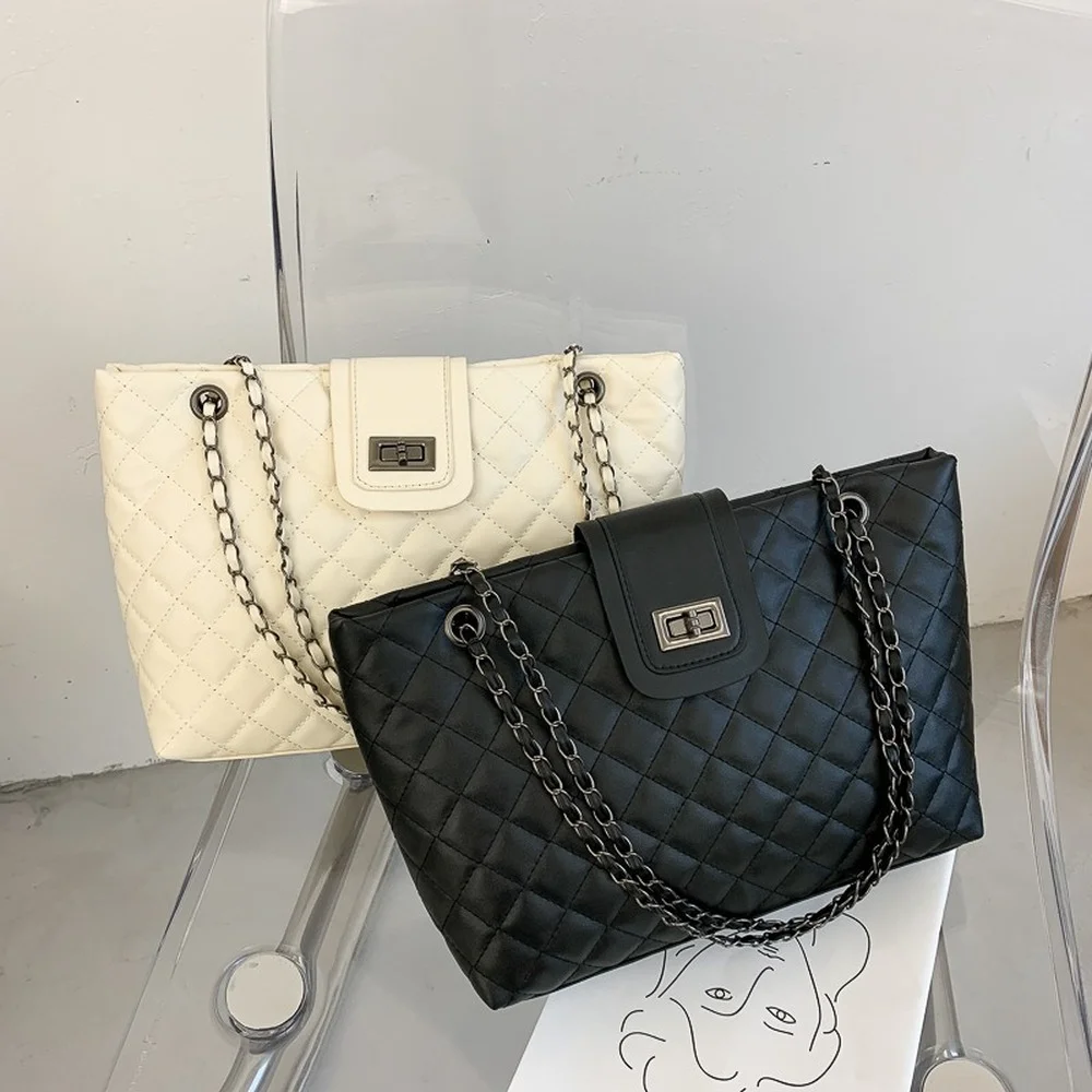 Women Bag 2021 New Totes Pu Leather Handbag Shoulder Messenger Crossbody Bag Chain Handbag Designer High Quality
Women Bag 2021 New Totes Pu Leather Handbag Shoulder Messenger Crossbody Bag Chain Handbag Designer High Quality