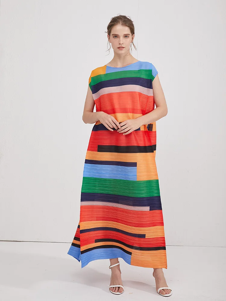 

TIANPEI Miyake Pleated printed casual dress women summer temperament loose plus size robe ete Strip contrast elegant long dress