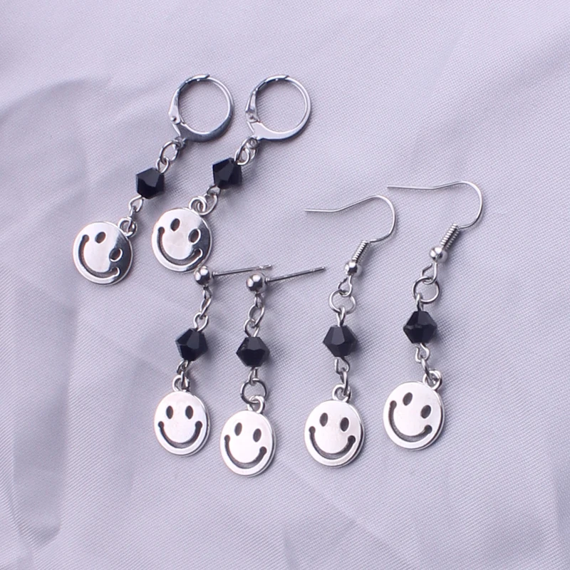 Gothic Punk Style Smile Face Earrings Dark Art Goth Jewelry Black Crystal Hoop Earrings For Women Cute Brincos Gifts di254
Gothic Punk Style Smile Face Earrings Dark Art Goth Jewelry Black Crystal Hoop Earrings For Women Cute Brincos Gifts di254