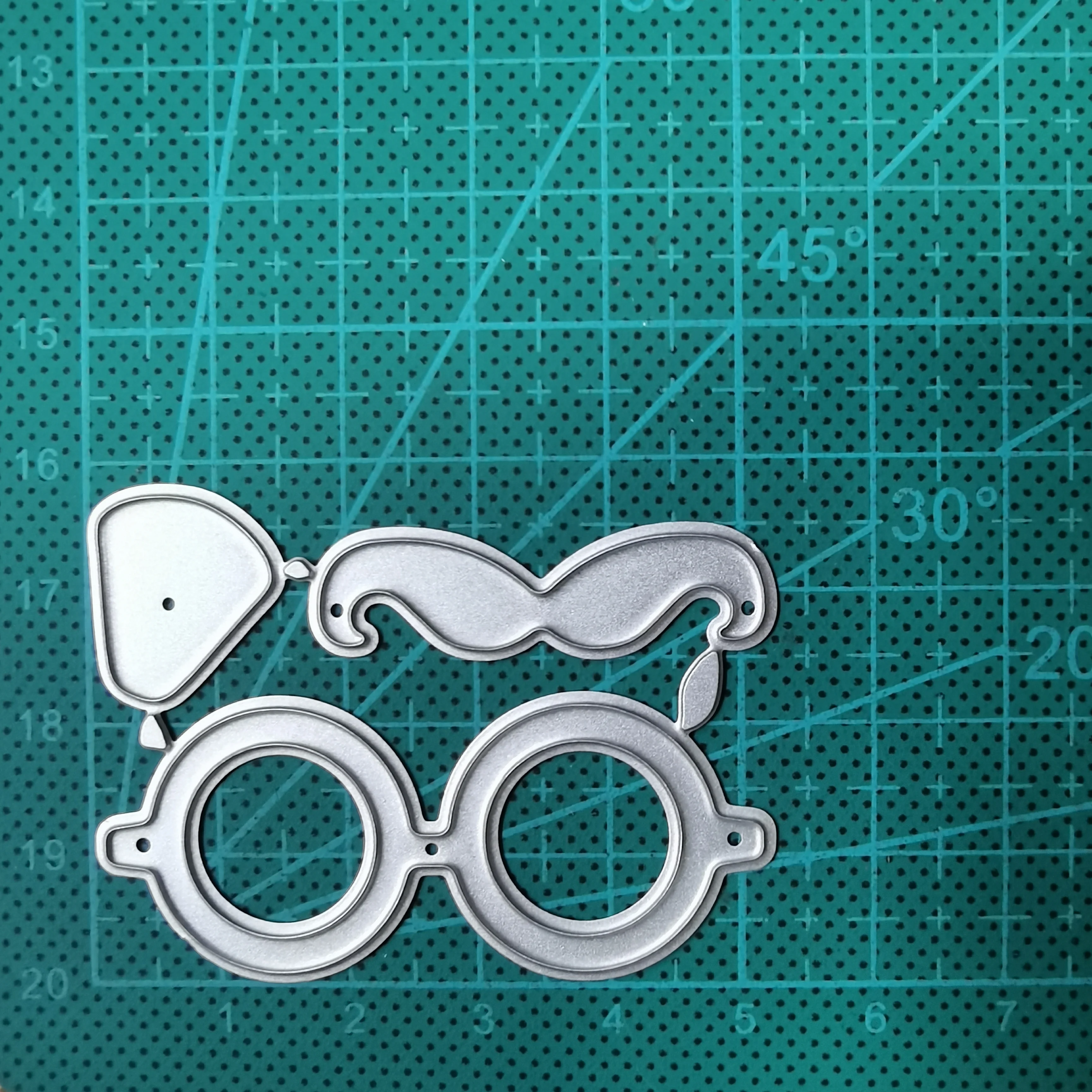 Glasses Mustache Letters metal cutting mold scrapbook embossed paper card photo album craft paper cutting 2021 new
Glasses Mustache Letters metal cutting mold scrapbook embossed paper card photo album craft paper cutting 2021 new