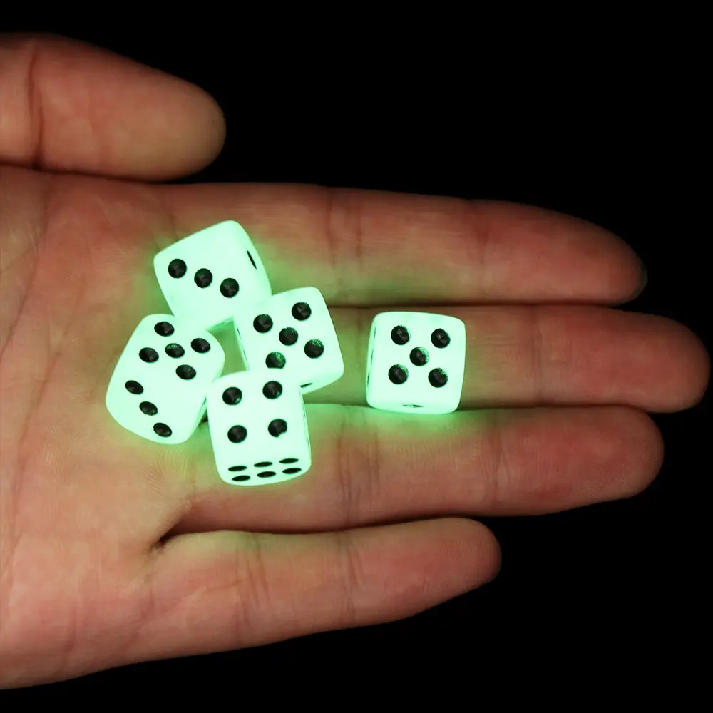 5PCS 14mm 6 Sided Noctilucent Dice Night Light Round Corner Cubes Fun Bar KTV Entertainment Luminous Game Dices Drinking Tool
5PCS 14mm 6 Sided Noctilucent Dice Night Light Round Corner Cubes Fun Bar KTV Entertainment Luminous Game Dices Drinking Tool