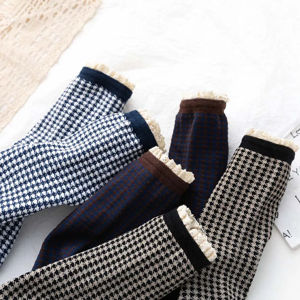 2021 Japanese Retro Cotton Ladies Socks Lace Houndstooth Female Soft Comfortable Tube Socks Ethnic Style Hosiery
2021 Japanese Retro Cotton Ladies Socks Lace Houndstooth Female Soft Comfortable Tube Socks Ethnic Style Hosiery