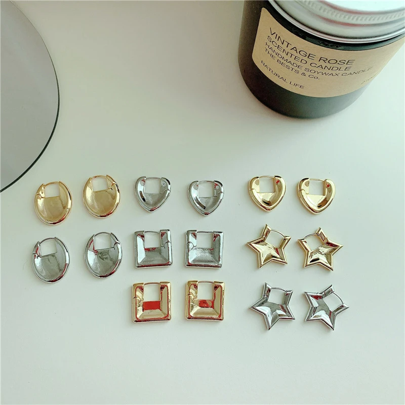 WTLTC Retro Statement Square Oval Heart Star Hoop Earrings Vintage Geometric Hoops Earrings Simple Metal Small Charms Earrings
WTLTC Retro Statement Square Oval Heart Star Hoop Earrings Vintage Geometric Hoops Earrings Simple Metal Small Charms Earrings