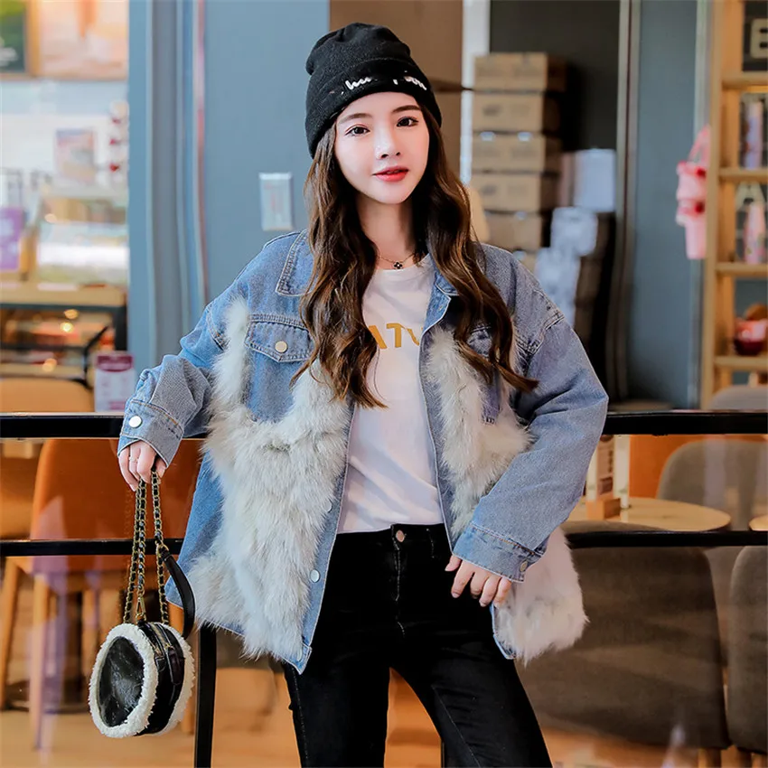 Winter Faux Fur Denim Jacket Female Korean Fashion Casual Loose Jeans Coat Women High Street Vintage Outwear
Winter Faux Fur Denim Jacket Female Korean Fashion Casual Loose Jeans Coat Women High Street Vintage Outwear