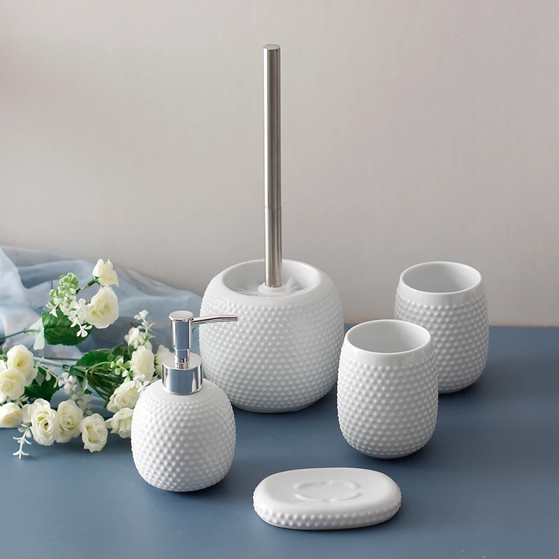 Creative Ceramic Lotion Washing Bottle Cup Household Ceramic Soap Dish Household Bathroom Decoration Toiletry Kit Supplies
Creative Ceramic Lotion Washing Bottle Cup Household Ceramic Soap Dish Household Bathroom Decoration Toiletry Kit Supplies