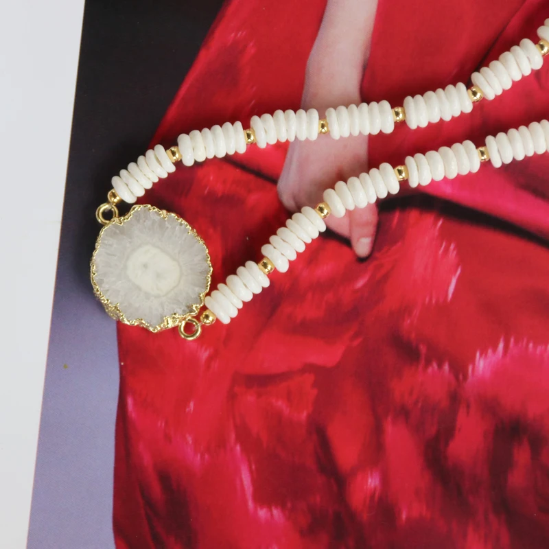 Free Shipping(1pcs/lot)Custom Handmade Natural White Shell Beads +Agate Necklace Beach Wedding Holidays Jewelry Gift
Free Shipping(1pcs/lot)Custom Handmade Natural White Shell Beads +Agate Necklace Beach Wedding Holidays Jewelry Gift