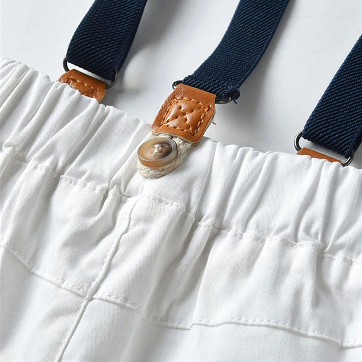 Infant Baby Boy Outfit Long Sleeves Suit for Boys Striped Shirt Suspenders Pants Children's Cosplay Party Gentleman Costume Sets
Infant Baby Boy Outfit Long Sleeves Suit for Boys Striped Shirt Suspenders Pants Children's Cosplay Party Gentleman Costume Sets