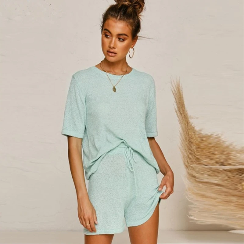 Knitting Two Pieces Sets Women O-neck Short Sleeve Soild Crop Tops And Elastic Shorts Suits Female Fashion Outfits Summer Sets
Knitting Two Pieces Sets Women O-neck Short Sleeve Soild Crop Tops And Elastic Shorts Suits Female Fashion Outfits Summer Sets