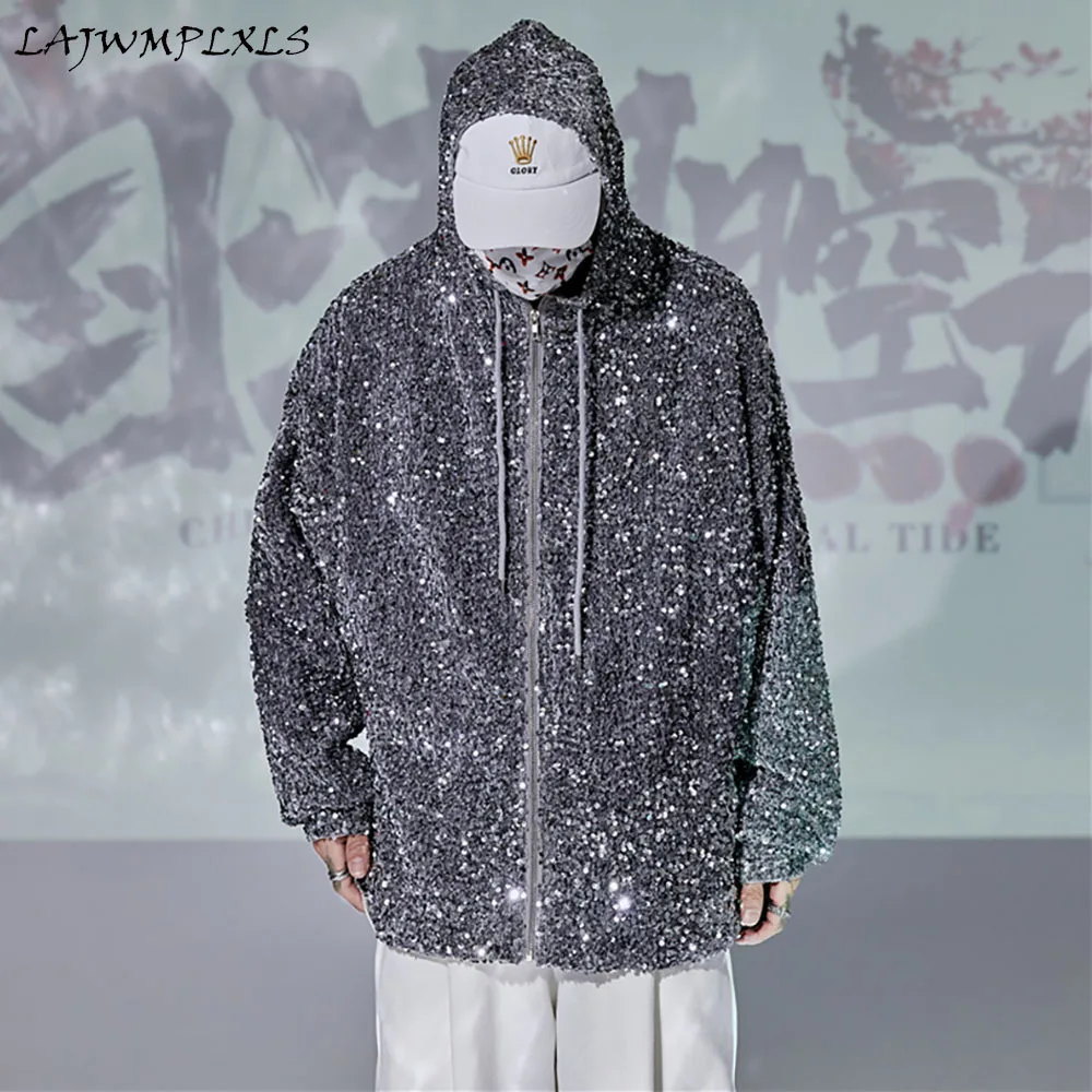 Куртка мужская с капюшоном и блестками, свободная куртка на молнии, пузырьковый рукав, стильный сценический костюм в стиле хип-хоп/рэп/певец... 
Куртка мужская с капюшоном и блестками, свободная куртка на молнии, пузырьковый рукав, стильный сценический костюм в стиле хип-хоп/рэп/певец...