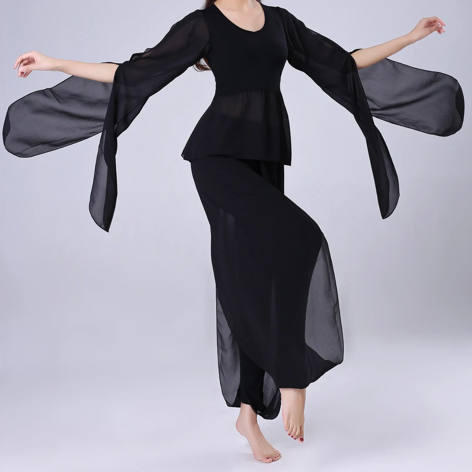 Dance Sport Pants Women High Waist Casual Loose Wide Leg Breathable Quick Dry Cropped Pant oversize Modern Lyrical Wear
Dance Sport Pants Women High Waist Casual Loose Wide Leg Breathable Quick Dry Cropped Pant oversize Modern Lyrical Wear