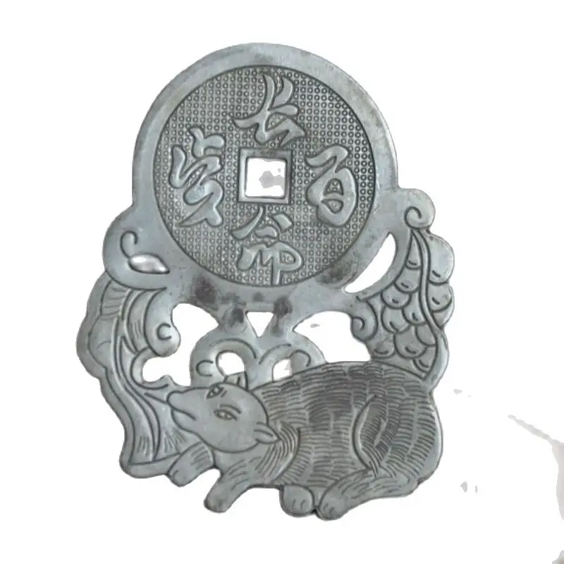 Old China Tibetan Silver Carving Animal Auspicious Wealth Amulet Periapt Pendant Statues for Decoration Collection Ornaments
Old China Tibetan Silver Carving Animal Auspicious Wealth Amulet Periapt Pendant Statues for Decoration Collection Ornaments