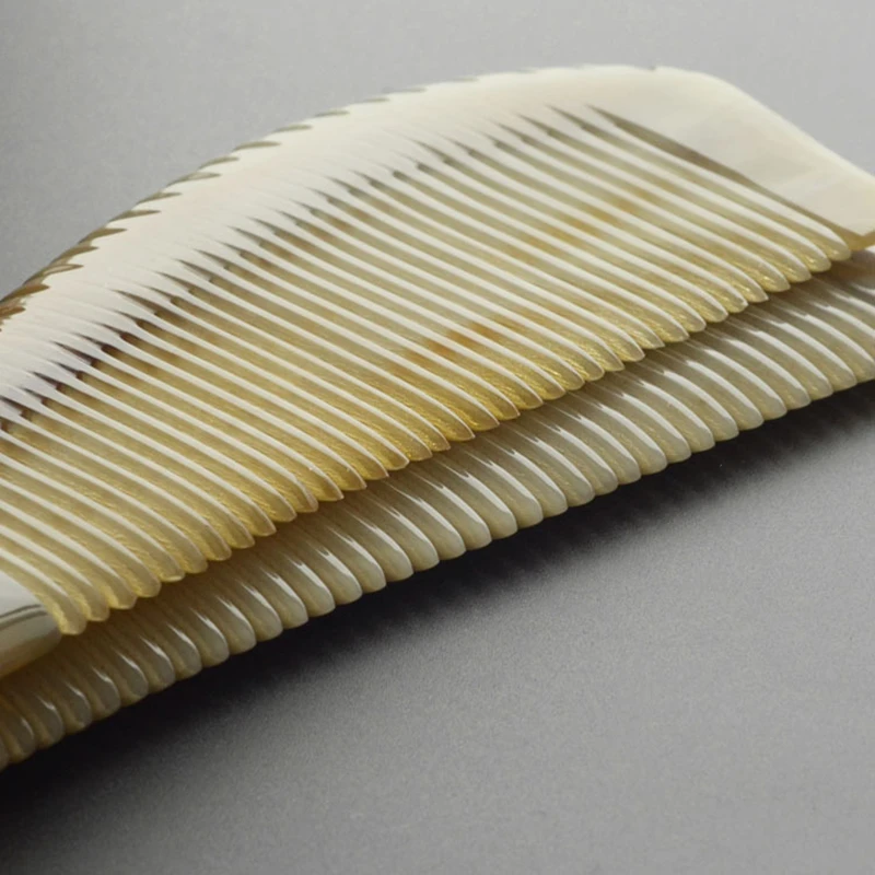 High Quality Health Massage Horn Comb Natural Scalper Horns Comb 24CM Long Tail Fine Tooth Comb Anti Static Hair Comb G0122
High Quality Health Massage Horn Comb Natural Scalper Horns Comb 24CM Long Tail Fine Tooth Comb Anti Static Hair Comb G0122