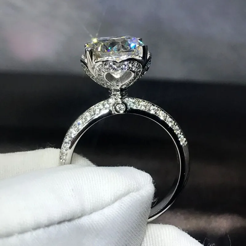Classic Solid lotus 925 Sterling silver wedding Ring Luxury Round Diamond party Engagement Rings for women Jewelry Gift
Classic Solid lotus 925 Sterling silver wedding Ring Luxury Round Diamond party Engagement Rings for women Jewelry Gift