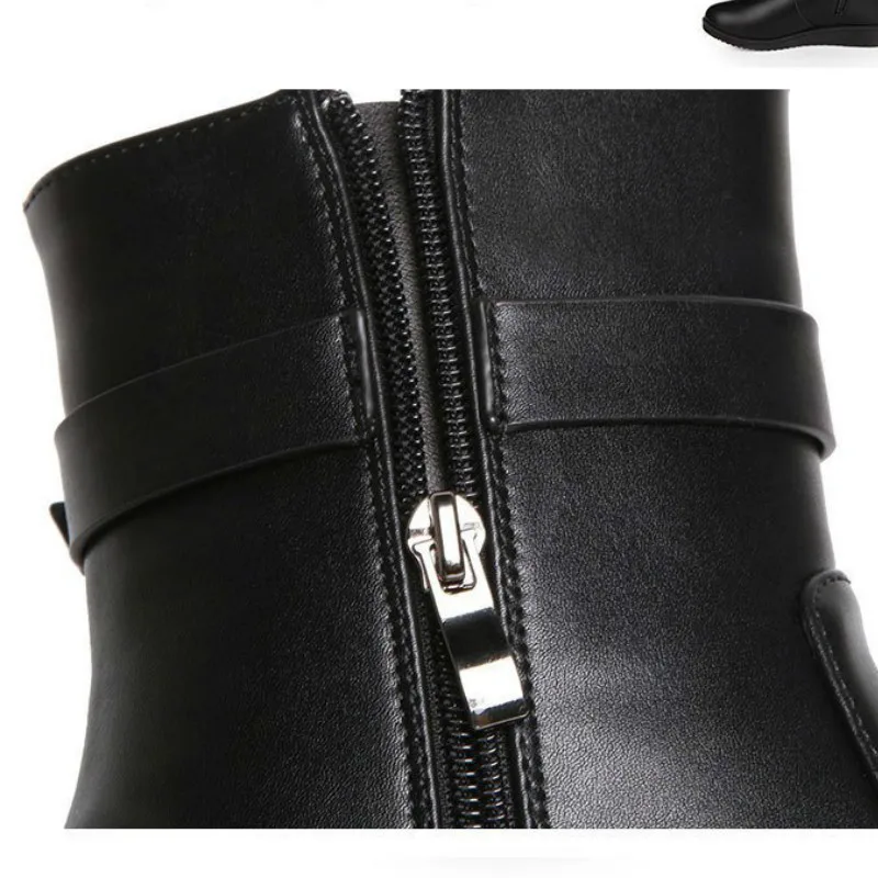 Large Size 35-41 New Women's Fashion Side Zipper Wild PU Thick Bottom Classic Non-slip Casual Booties Plus Velvet Metal
Large Size 35-41 New Women's Fashion Side Zipper Wild PU Thick Bottom Classic Non-slip Casual Booties Plus Velvet Metal