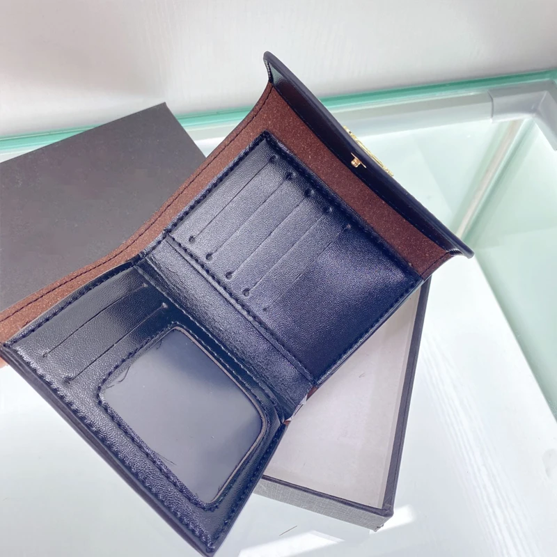 Fashion Ladies Wallet 2021 New PU Wallet Coin Purse Lady Wallet Letter Wallet Multi-function Three Fold Card Holder
Fashion Ladies Wallet 2021 New PU Wallet Coin Purse Lady Wallet Letter Wallet Multi-function Three Fold Card Holder