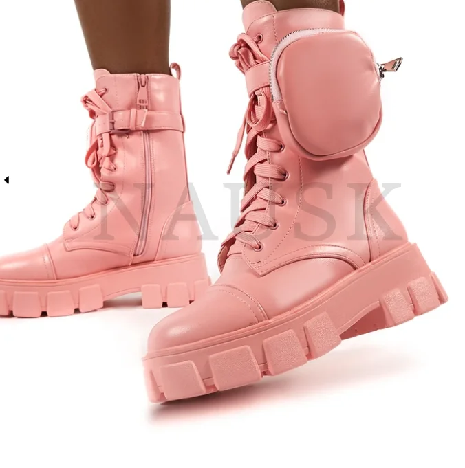 Winter Fashion Motorcycle Boots Wedges Flat Boots Woman High Heel Platform Leather Boots Lace Up Women Shoes Black Botas Mujer
Winter Fashion Motorcycle Boots Wedges Flat Boots Woman High Heel Platform Leather Boots Lace Up Women Shoes Black Botas Mujer