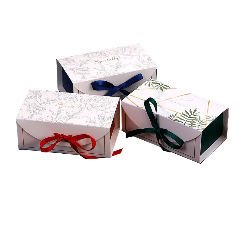 20pcs Red Blue Green Gift Box for Birthday Party Wedding Supplies Candy Chocolate Boxes Packaging DIY Handmade Box with Ribbons
20pcs Red Blue Green Gift Box for Birthday Party Wedding Supplies Candy Chocolate Boxes Packaging DIY Handmade Box with Ribbons