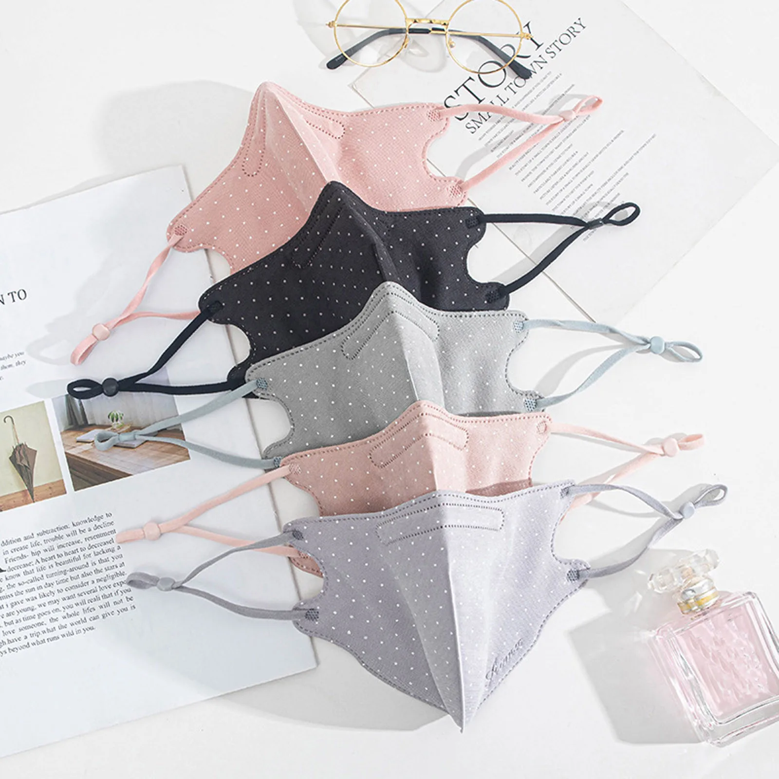 Fashion Washable Adjustable Mask Can Put Filters Face Masks Cotton Blend Mouth Mask Windproof Outdoor Masks Mondkapjes Wasbaar
Fashion Washable Adjustable Mask Can Put Filters Face Masks Cotton Blend Mouth Mask Windproof Outdoor Masks Mondkapjes Wasbaar