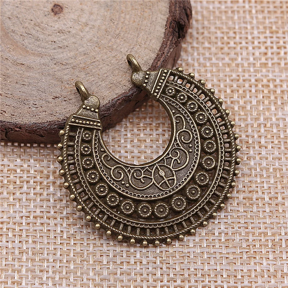 13pcs 38x37mm antique bronze Half moon earring pendant charms diy retro jewelry fit Earring keychain hair card pendant
13pcs 38x37mm antique bronze Half moon earring pendant charms diy retro jewelry fit Earring keychain hair card pendant