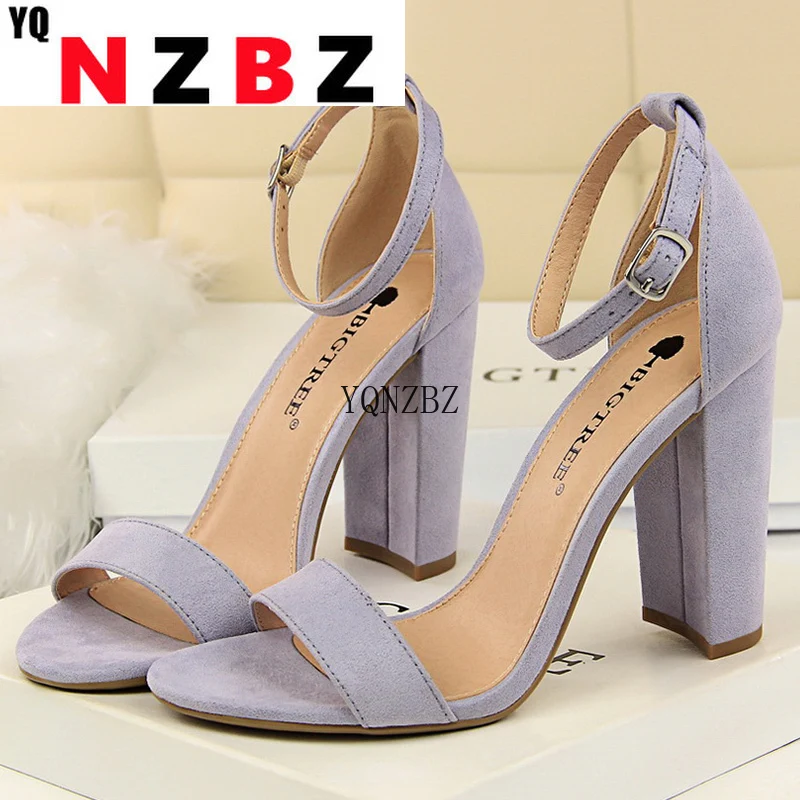 2022 Summer Concise Women 9.5cm Stripper High Heels Wedding Sandals Purple Pink Block Heels Ankle Strap Sandals Plus Size Shoes
2022 Summer Concise Women 9.5cm Stripper High Heels Wedding Sandals Purple Pink Block Heels Ankle Strap Sandals Plus Size Shoes