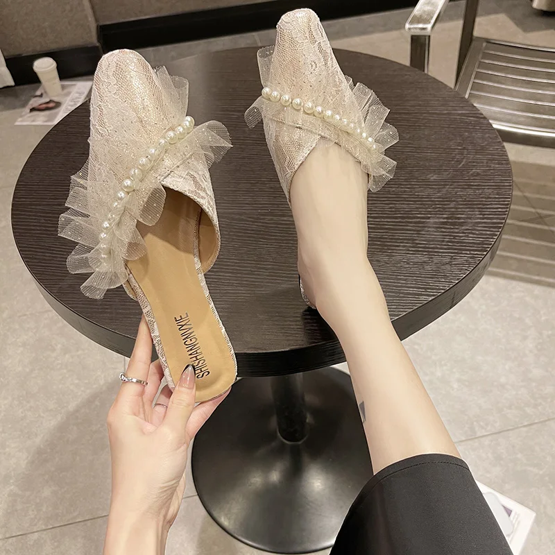 Shoes Woman 2021 Slippers Summer Pantofle Female Mule Luxury Slides Flower Cover Toe Flat New Mules Designer Floral Fashion Basi 
Shoes Woman 2021 Slippers Summer Pantofle Female Mule Luxury Slides Flower Cover Toe Flat New Mules Designer Floral Fashion Basi