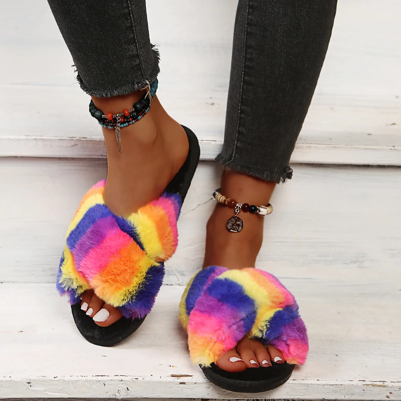 2021 Women Mixed Colors Cross Band Furry House Slippers Winter Plush Floor Flip Flops Fashion Female Home Slides Faux Fur Shoes
2021 Women Mixed Colors Cross Band Furry House Slippers Winter Plush Floor Flip Flops Fashion Female Home Slides Faux Fur Shoes