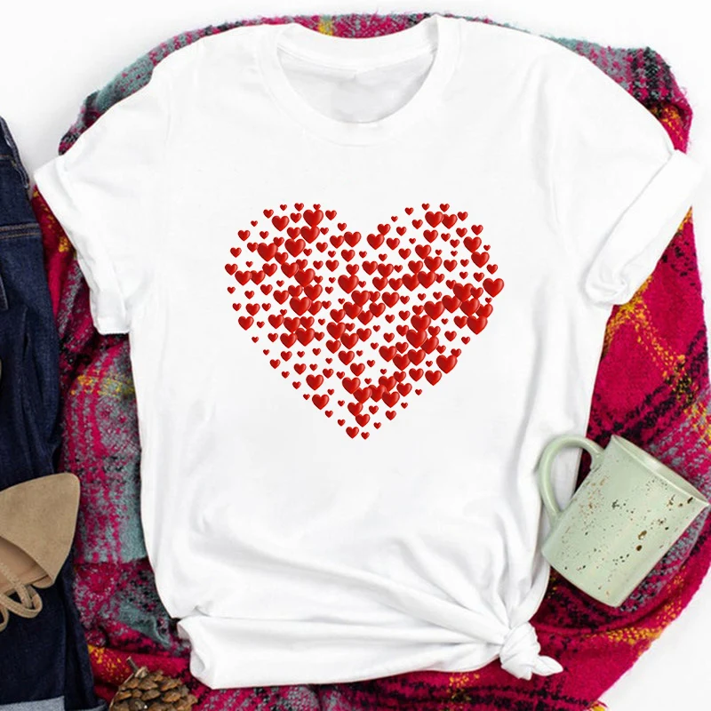 Женская футболка с коротким рукавом, круглым вырезом и принтом
Женская футболка с коротким рукавом, круглым вырезом и принтом