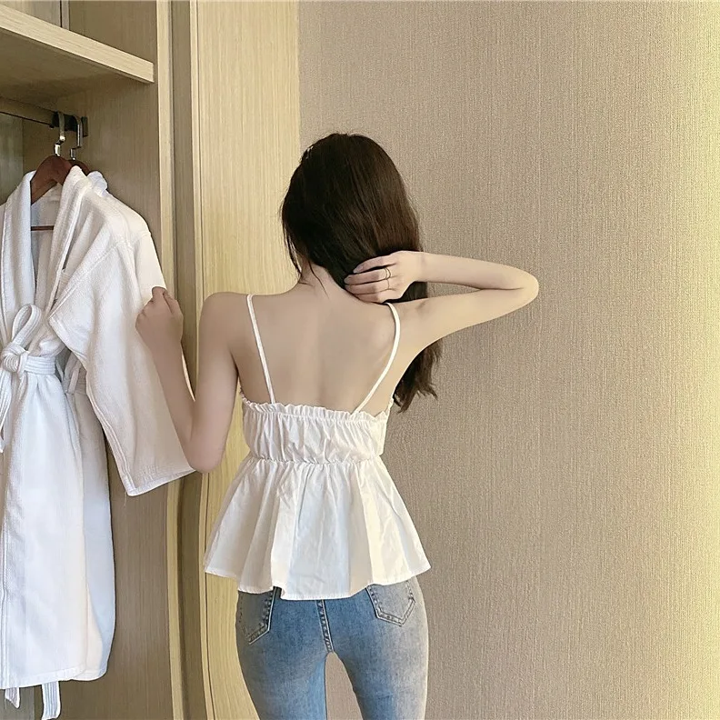 V-neck Sling Vest Women's 2021 Summer New Sexy Camisole Outer Wear Bottoming Tank Top Sleeveless Tshirt Female Crop Top Trendy
V-neck Sling Vest Women's 2021 Summer New Sexy Camisole Outer Wear Bottoming Tank Top Sleeveless Tshirt Female Crop Top Trendy